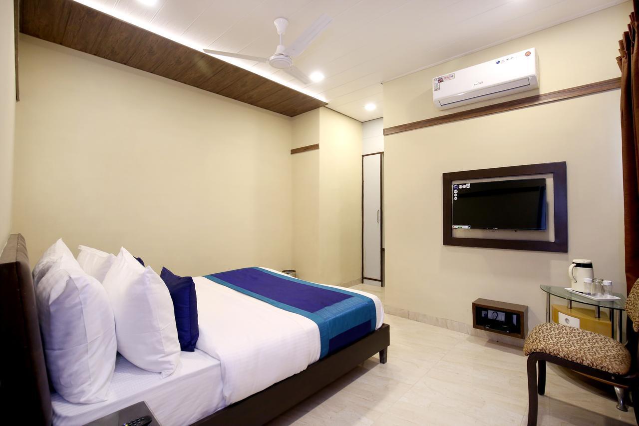 7 Economy hotel Chandigarh